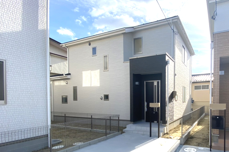 新築建売住宅の外観