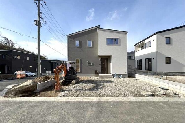 （現地写真）61坪超の敷地！駐車3台OK！