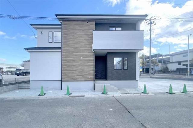 （現地写真）「東塩釜駅」徒歩2分！