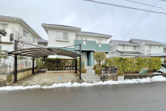 65坪の贅沢な敷地♪南面にお庭も完備！現地（2025年12月）撮影