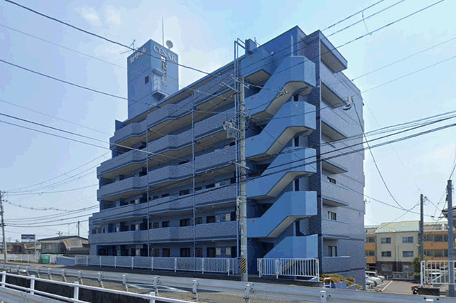 西多賀小学校徒歩2分！富沢中学校徒歩5分！現地（2026年7月）撮影