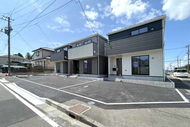 （現地写真）角地で開放的！
