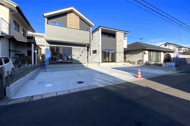 リビングは23帖！吹抜がさらに開放感を与えます！現地（2026年1月）撮影