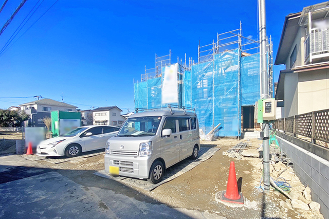 駐車並列2台OK！奥行きがあるので駐車もラクラク！現地（2026年1月）撮影