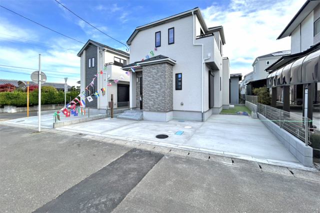 （現地写真）小・中学校まで徒歩9分内！