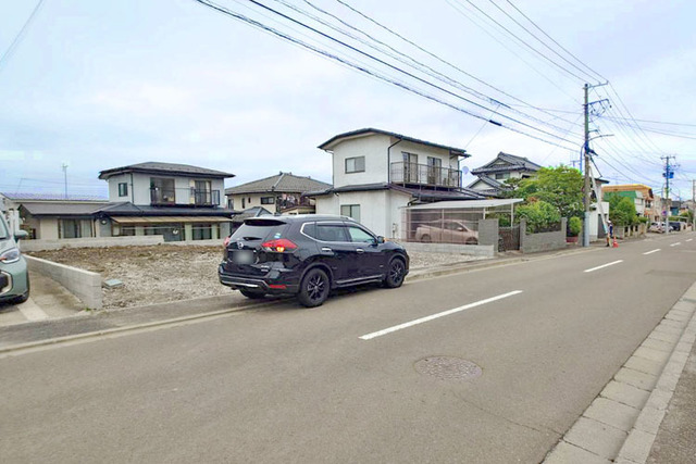 子育て世帯にも安心の小学校徒歩5分！ブランチまで徒歩10分♪現地（2026年7月）撮影