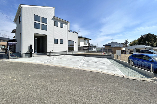 （現地外観）並列3台駐車OK！