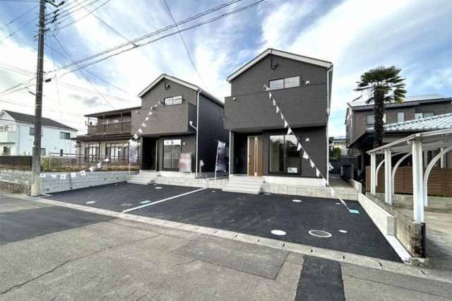 （現地写真）小学校徒歩3分！通学安心♪