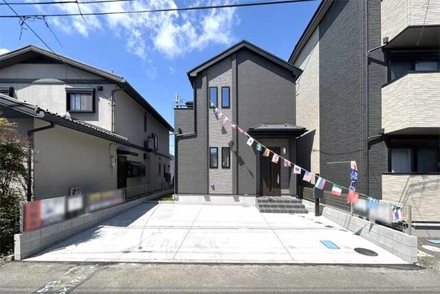 （現地写真）「中野栄駅」徒歩9分！並列2台駐車OK！