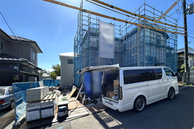 （現地写真）小・中学校まで徒歩5分！住環境充実！