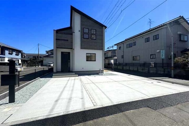 開放的な角地！3面接道で陽当たり＆風通し良好♪現地（2026年4月）撮影