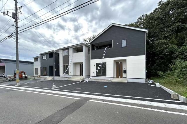 （現地写真）小・中学校まで徒歩9分！