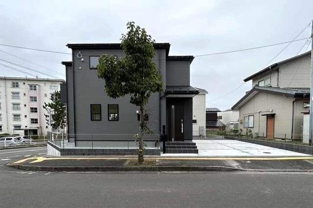 （現地写真）小・中学校学校まで徒歩10分！