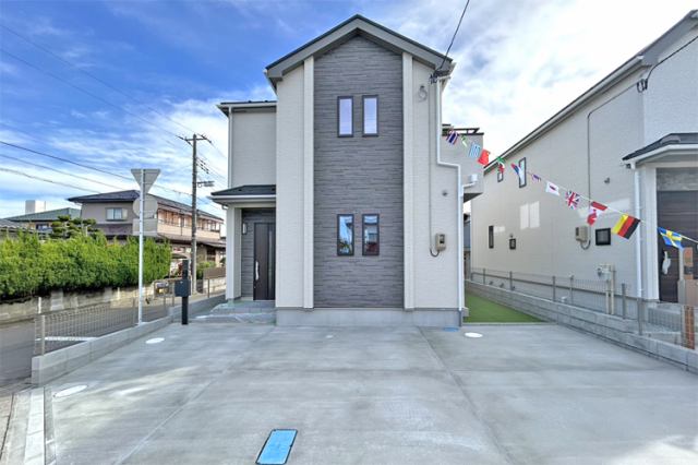 （現地写真）角地で開放的！