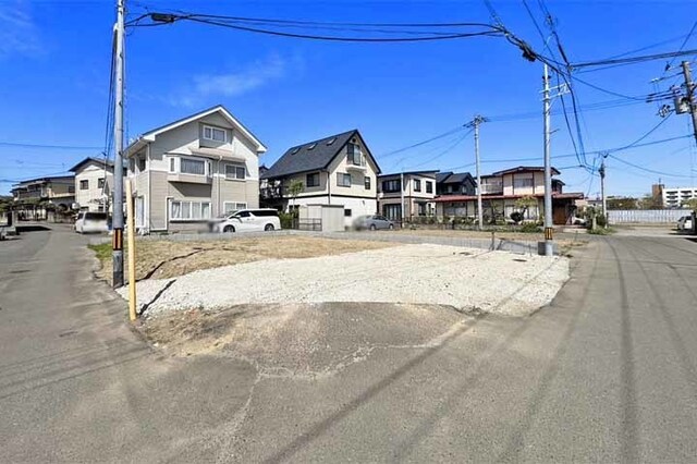 54坪の広々敷地に駐車並列2台OK！現地（2026年4月）撮影