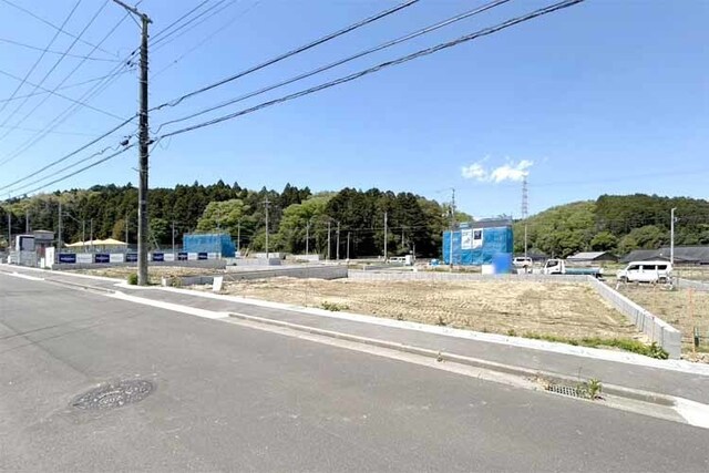 （現地写真）50坪超のきれいな開発地！