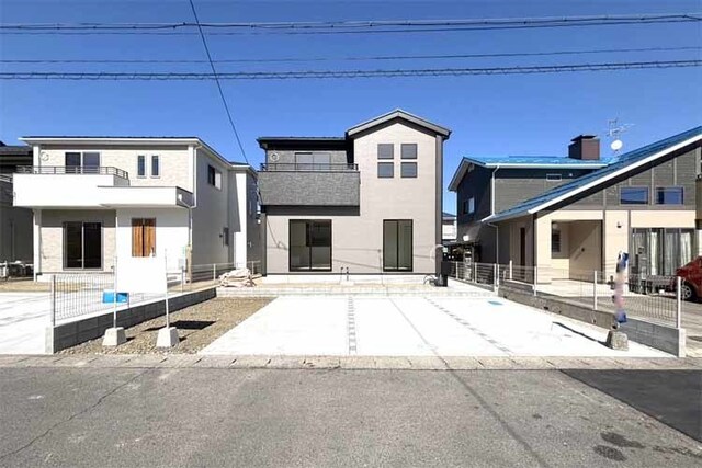 （現地写真）小学校まで徒歩5分！多彩な住環境！