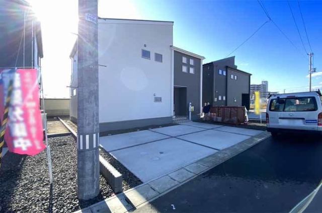 バルコニーとインナーバルコニーの両方を配置！現地（2025年12月）撮影