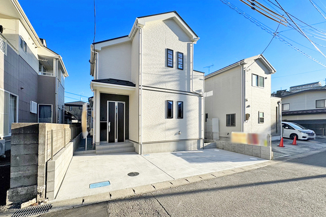 続き間の洋室を備えたゆとりある4LDK！家族が増えても安心♪現地（2026年1月）撮影