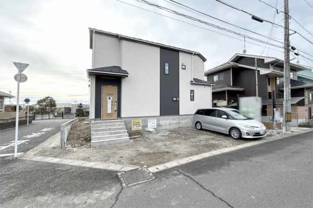 （現地写真）角地で開放的！