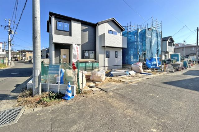 （現地写真）陽当たり良好で開放的な角地♪