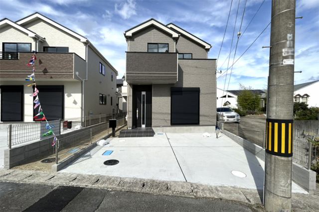 （現地写真）小学校まで徒歩7分！通学安心♪