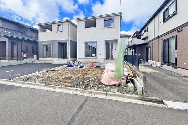 幼稚園・スーパー・コンビニまで徒歩8分内！現地（2026年8月）撮影
