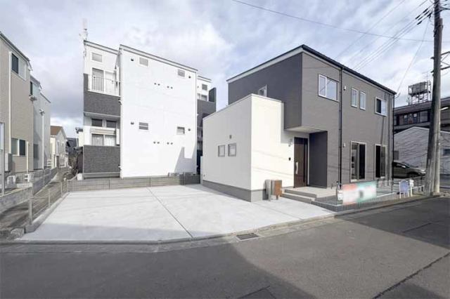 （現地写真）駅まで徒歩10分！