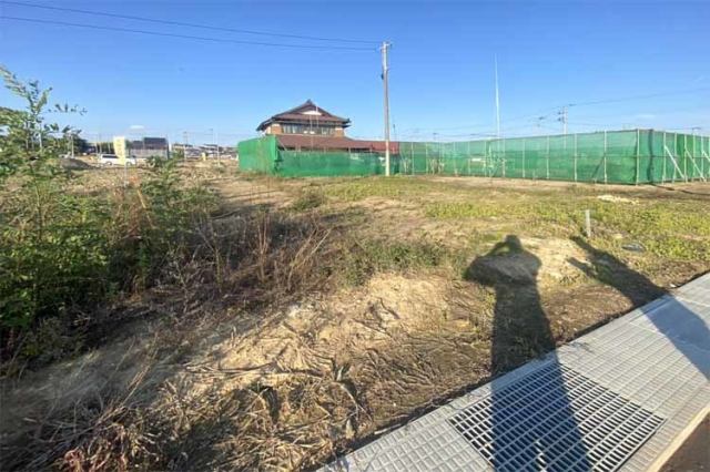 （現地写真）66坪超の敷地！建築条件なし！