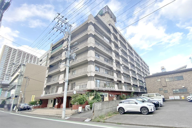 地下鉄南北線「五橋駅」徒歩4分地下鉄・JR・新幹線「仙台駅」徒歩9分現地（2026年8月）撮影