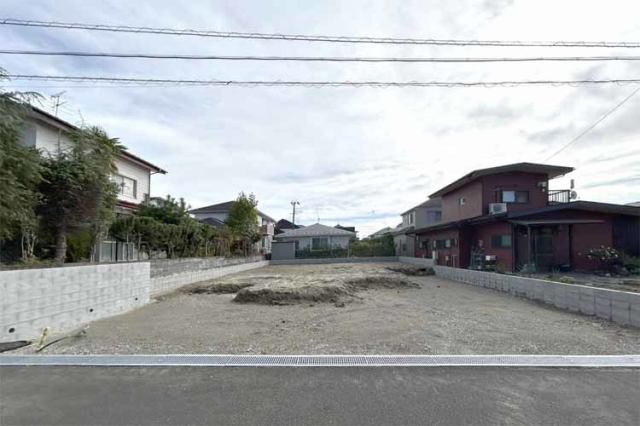 （現地写真）小学校徒歩8分！徒歩圏内に多彩な住環境♪