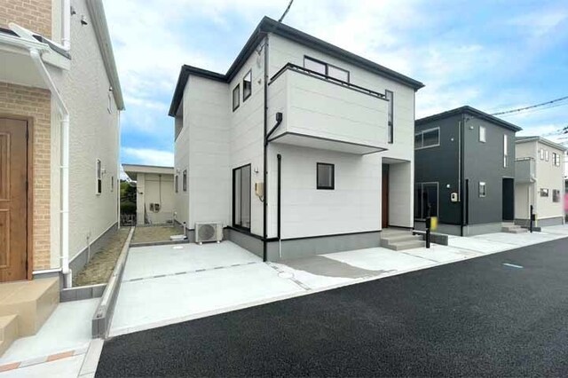 郵便局・コンビニ・ドラッグストアまで徒歩8分内！現地（2026年7月）