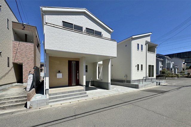 駐車2台OK！前面道6ｍで駐車もラクラク！現地（2026年4月）撮影