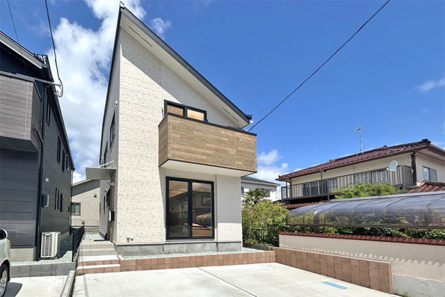 イオン中山店徒歩8分！お買い物施設や生活施設が充実したエリア♪現地（2026年7月）撮影