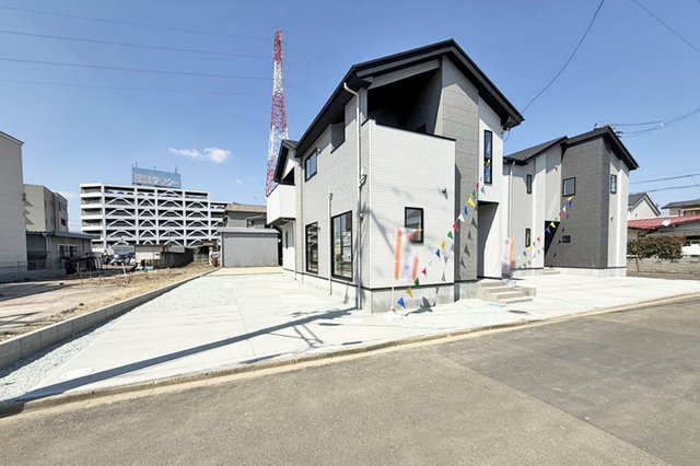 小学校・銀行・コンビニ・薬局も徒歩10分内！現地（2026年3月）撮影