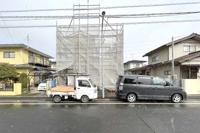 （現地写真）ゆとりの敷地！3台駐車OK！