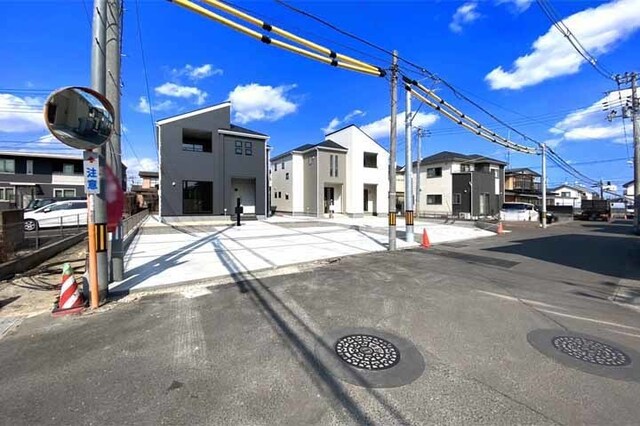 キッチンからパントリー・ランドリールーム全てに繋がる回遊動線！現地（2026年3月）撮影