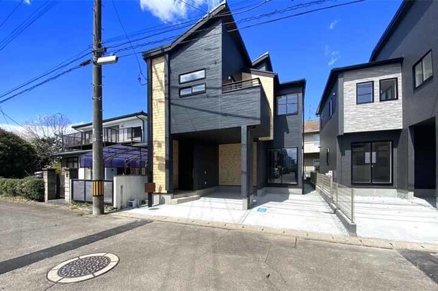 金融機関・コンビニ・ドラッグストアまで徒歩9分内！現地（2026年4月）撮影