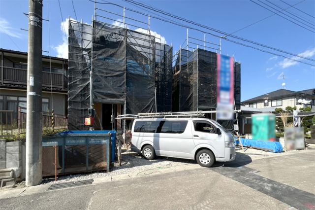 （現地写真）小学校徒歩3分！通学安心♪