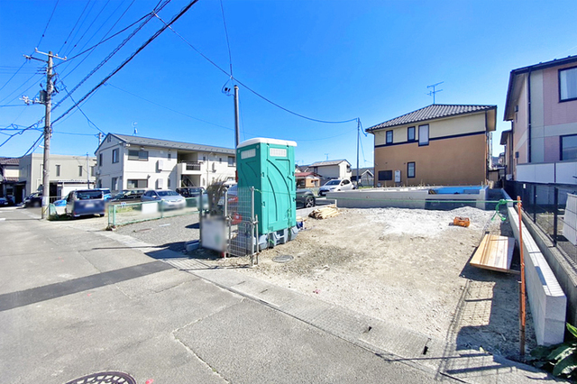 暮らしの安全が守られる防犯カメラを完備！現地（2026年5月）撮影