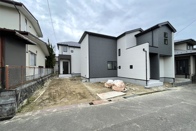 （現地写真）小・中学校まで徒歩15分圏内！
