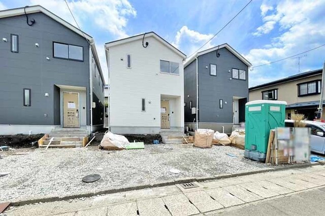 コンパクトな南庭あり！送迎も楽々な保育園徒歩4分♪現地（2026年6月）撮影
