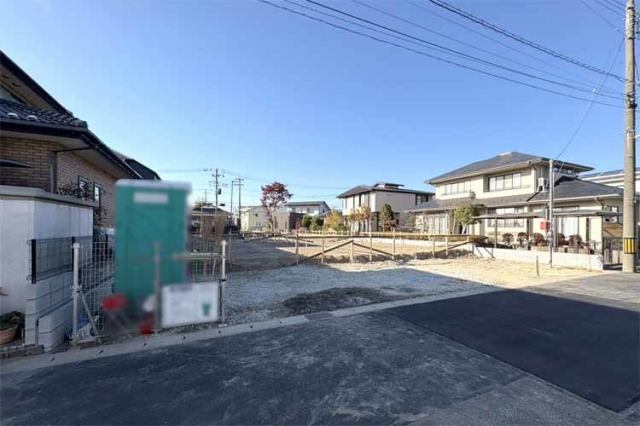 （現地写真）スーパーまで徒歩2分！