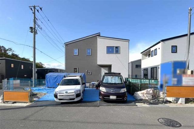 （現地写真）61坪超の敷地！駐車3台OK！