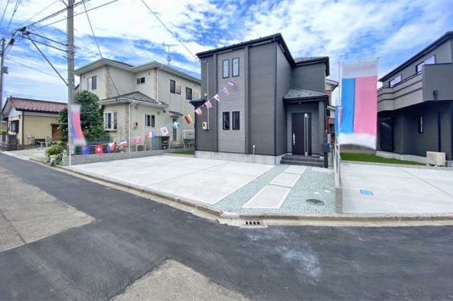 キッチン後ろから脱衣所へ！忙しい時間のお子様の入浴もスムーズに♪現地（2025年6月）撮影