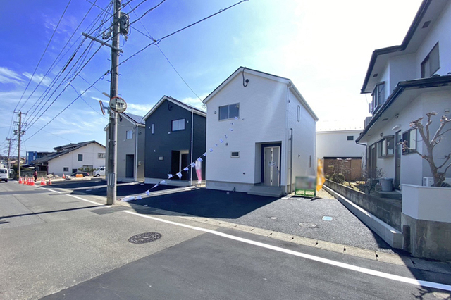 駐車3台可能♪来客時に便利！現地（2026年3月）撮影