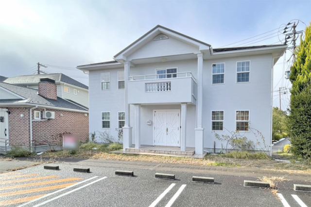 前面に建物がなく日当たり通風良好！クリニック、歯医者さん、保育園集結現地（2025年12月）撮影