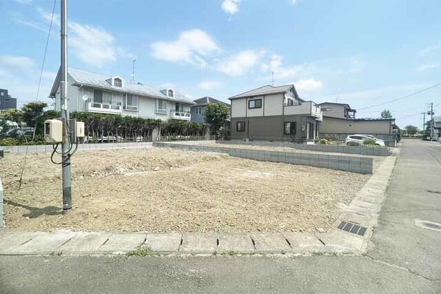 柳生小学校徒歩10分！お子様の通学も安心！現地（2026年7月）撮影