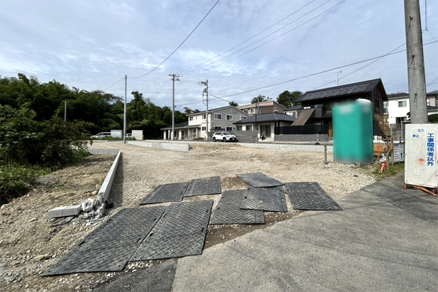 （現地写真）ゆとりの並列駐車2台！