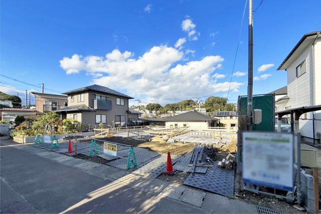 駐車並列2台OK！現地（2025年10月）撮影